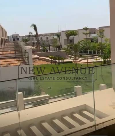 Lowest price with downpayment in fifth square marassem - good location with greenary view - ready to move