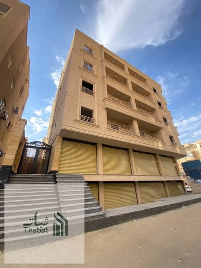 81 متر… على شارع يخلي نشاطك ظاهر.