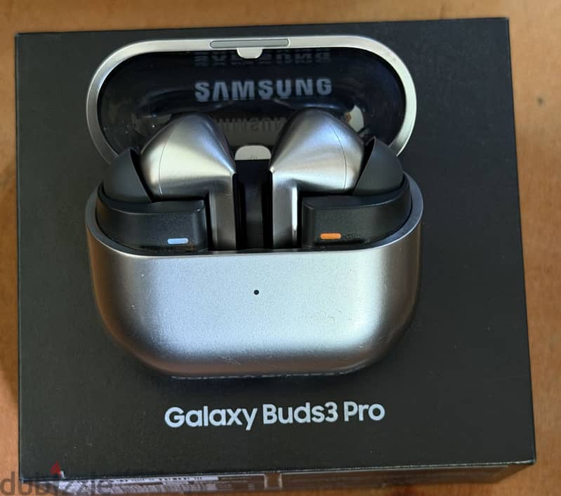 Samsung buds 3 pro 1