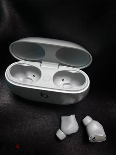Beats Studio Buds+