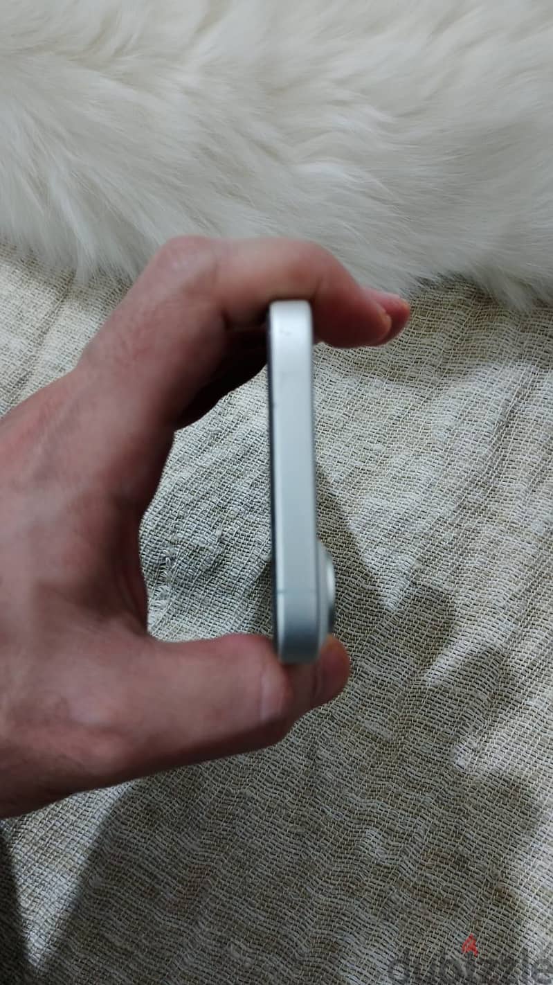 Apple - iPhone 17 2