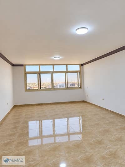 Unfurnished 250 sqm apartment available for rent—suitable for either administrative or residential use—located in the South Lotus district of New Cair