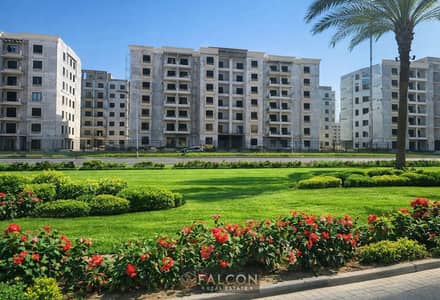 A fantastic 90 sq m apartment (ready for immediate occupancy) with ultra-modern finishes in New Cairo, on the Suez Road, opposite Swan Lake.