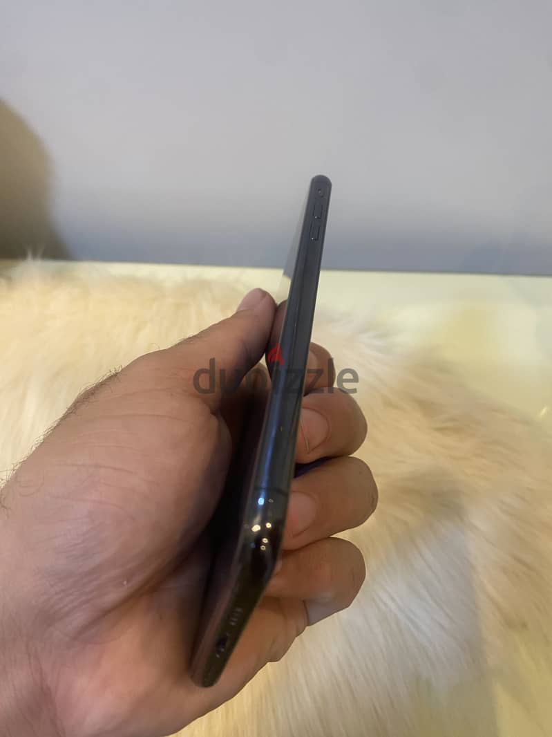 Apple - iPhone XS Max 3