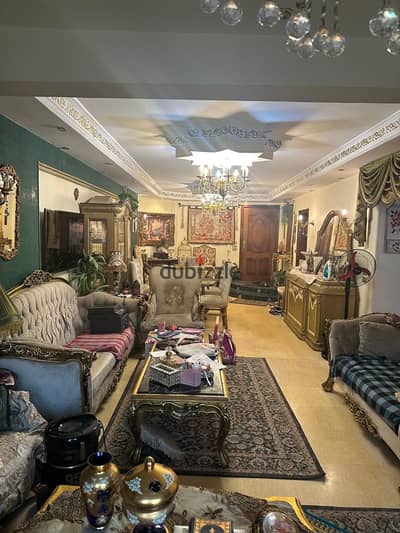 Apartment for sale fully overlooking a street 40 m wide not damaged third floor