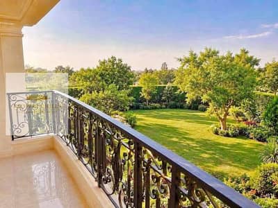 A large discount villa ready for immediate delivery, available for inspection at any time, 280 meters + garden in El Shorouk City