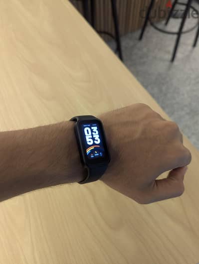 mi band 9 active لم تستعمل الا اسبوع جايه من الامارات