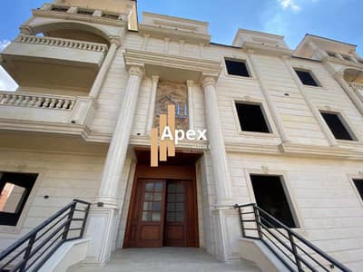 Ready for immediate move-in!!! 450-square-meter apartment in Golf Compound, close to all services: Carrefour El Obour, the main axis road and Line 10.
