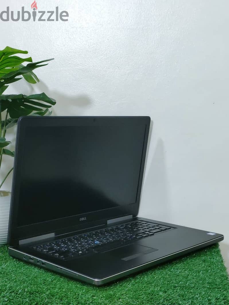 Dell 7720 2