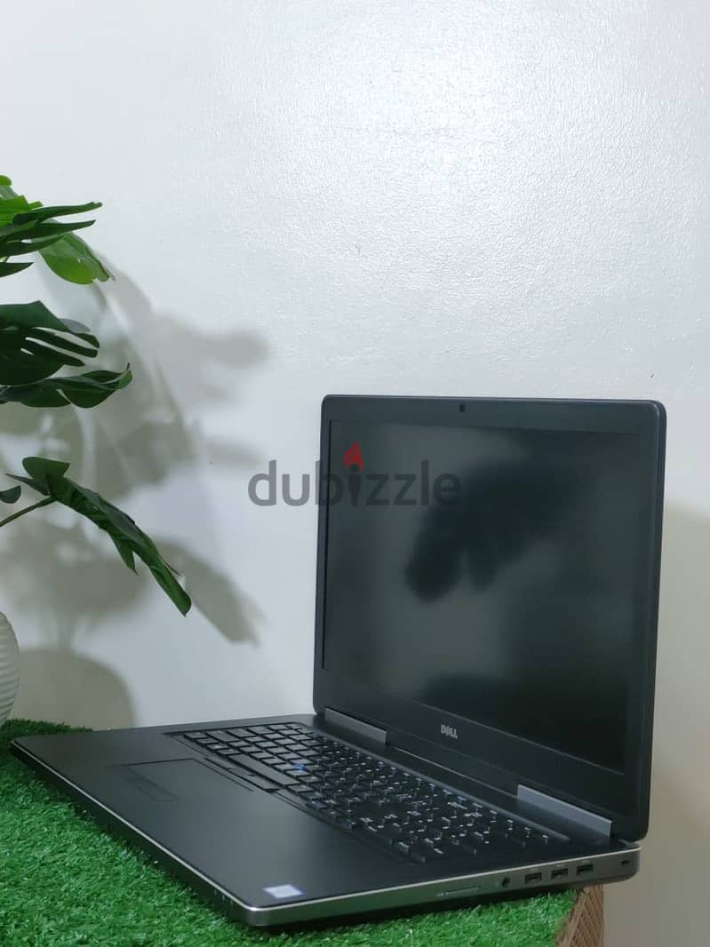 Dell 7720 4