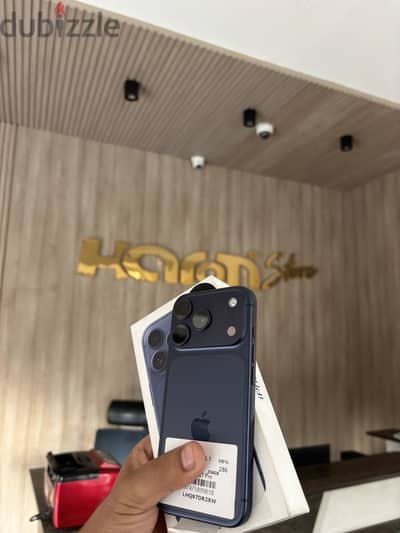 Apple - iPhone 17 Pro كسر زيرو مفهوش خدش