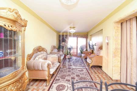 Apartment for sale with a total area of [150 sqm] in [Cleopatra] – Taha Hamady Street, between Port Said Street and the sea