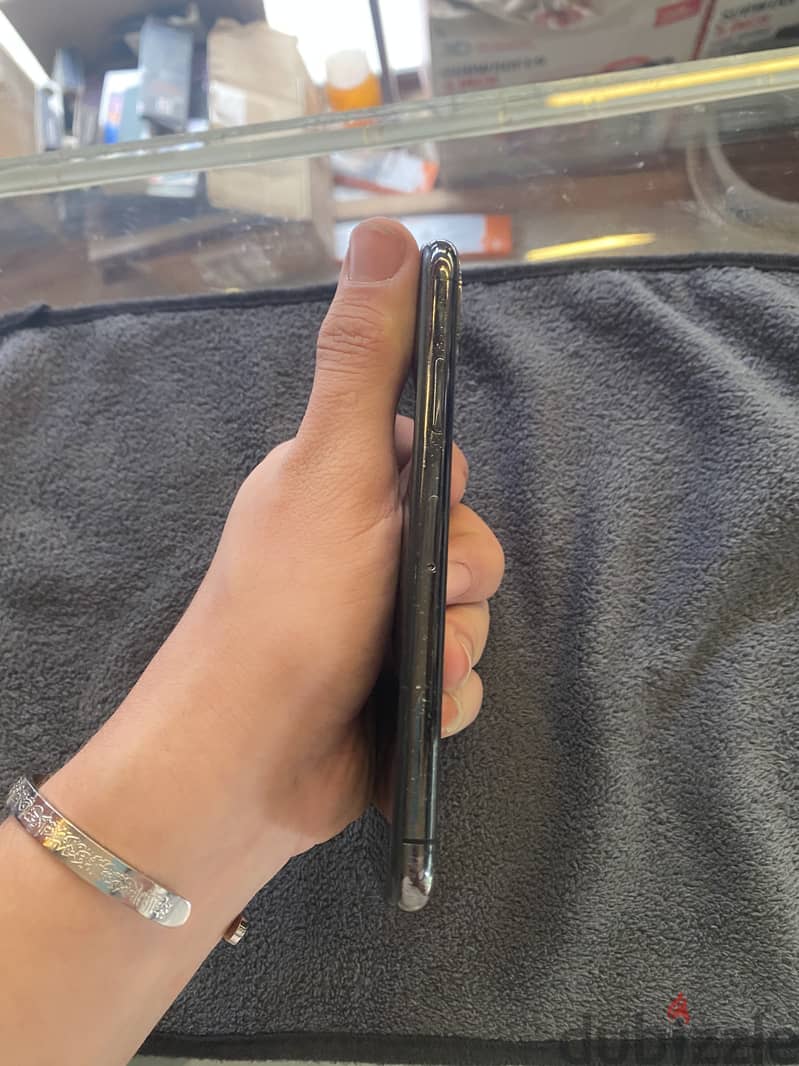Apple - iPhone X 3