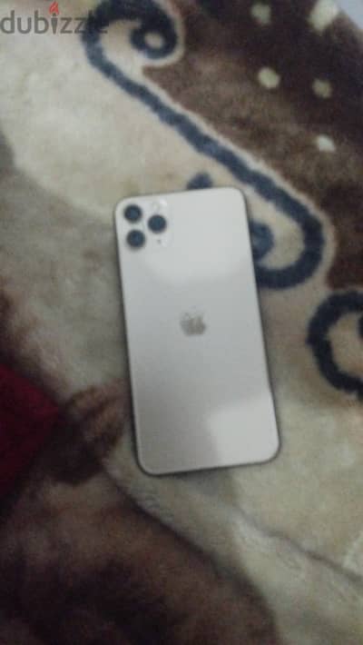Iphone 11 pro max 256 جيجا