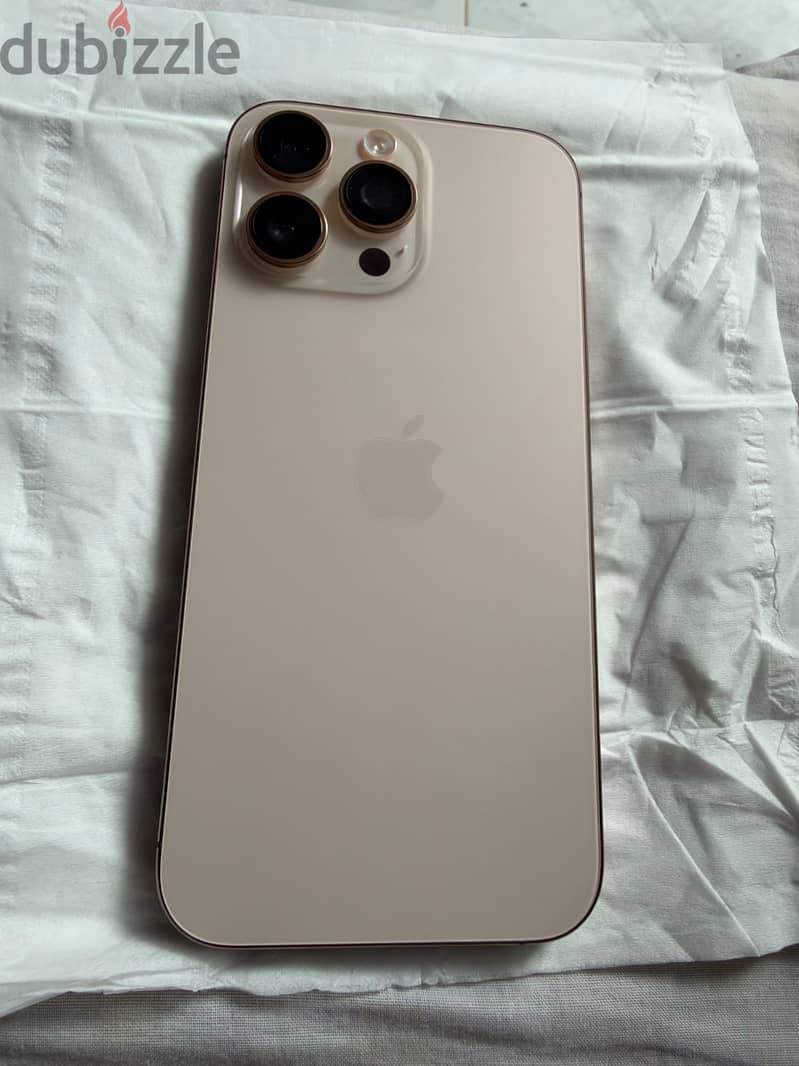 Apple - iPhone 16 Pro Max 3