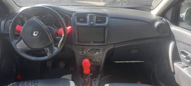 Renault Logan 2014