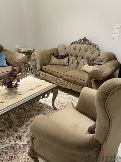 Salon - very good condition