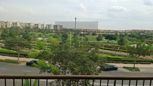 اقل سعر شقة 231م نص مفروش للإيجار في ميفيدا  الكرسينت التجمع الخامس   Apartment for rent in mivida New Cairo