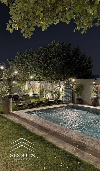 Fully finished high-end villa for sale prime location in New Cairo (6th Settlement) 165 m (3 bedrooms + nanny room) Strategic location near hyde park