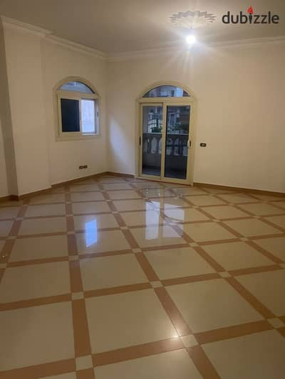 180 sqm apartment for rent in South Academy; prime location near Services.