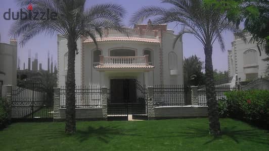A spacious villa for sale in El Shorouk City