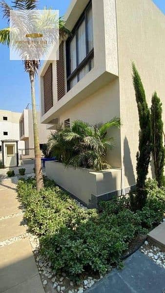فيلا للبيع بالسعر القديم لقطه داخل سوديك ايست الشروق بالتقسيط علي8سنين
