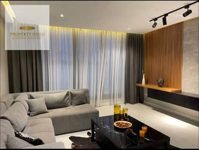 فرصه للبيع بسعر القديم داخل كمبوند ميدتاون في التجمع استلام فورا 155م²