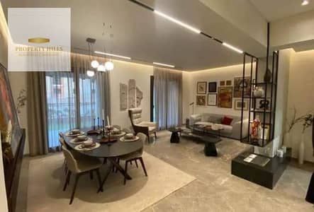 في التجمع شقه للبيع بالسعر القديم داخل كمبوند District 5 بالتقسيط علي7