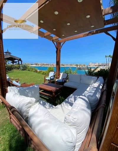 Fully finished chalet for sale in Marina 5, with installments available on a distinctive structural frame.