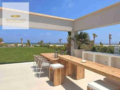 Villa for sale directly on the beach in Sidi Hanesh, fully finished