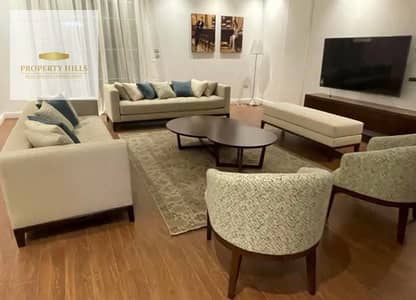 Selling a 265 sqm corner villa in La Vista City, heavily price-dropped for a quick sale!! Asking 24,598,500 EGP, with flexible payment plans up to 8 years!!