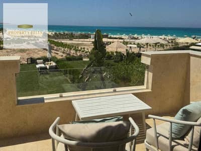 امتلك شالية في تلال الساحل الشمالي فيو بحر مباشرة ومتشطبة بالكامل