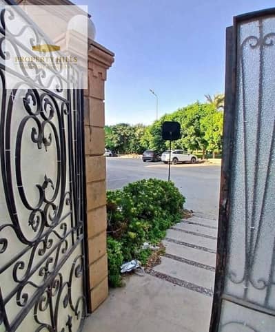 فيلا في التجمع الخامس الباتيو تاون متشطبه جنب الجامعه الامريكيه فيلا في التجمع الخامس الباتيو تاون متشطبه جنب الجامعه الامريكيه
