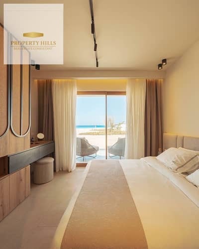 Villa for sale with a 44% discount, double view, ready for viewing, prime location in the village.