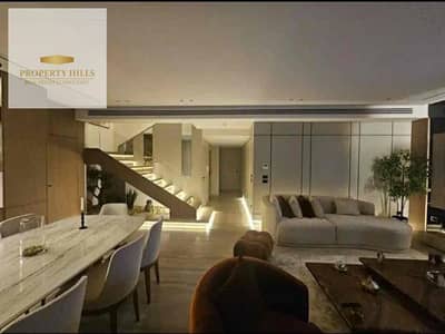 Townhouse for sale immediate receipt in the heart of Sheikh Zayed and immediate receipt and the townhouse two floors with garden and roof