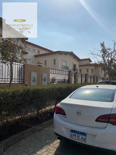 Own a townhouse in a compound in the heart of Sheikh Zayed, available for viewing and discounted from its price for immediate delivery Own a townhouse in a compound in the heart of Sheikh Zayed, available for viewing and discounted from its price for immediate delivery