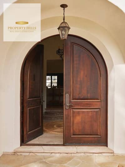 Villa with landscape view, ready to move in, at the lowest price in the market.