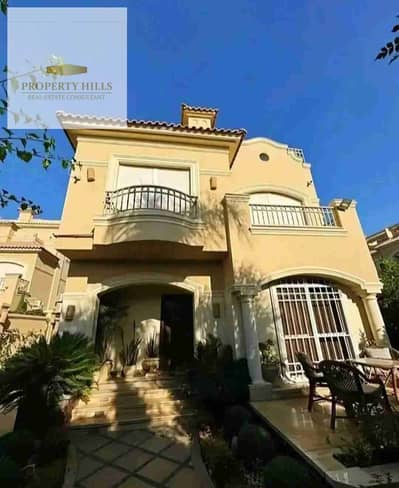 Ready-to-move-in villa in a prime location by La Vista, near the British University.