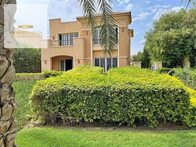 من المالك دايركت فيلا للبيع ستاند الون  بتطل  على لاند سكيب جاهزة على الاستلام