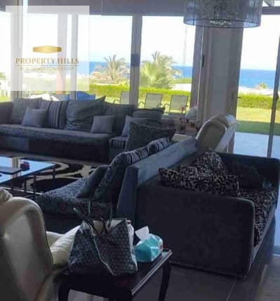 اخر فيلا فيو علي البحر في أجمل القري في سيدي حنيش بسعر لقطه من العبد