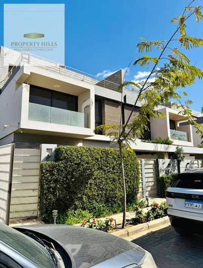 Villa for Sale – Price Reduced by 4 Million EGP in the Heart of New Cairo, near 90th Street, the American University, Mivida, and close to Hyde Park.
