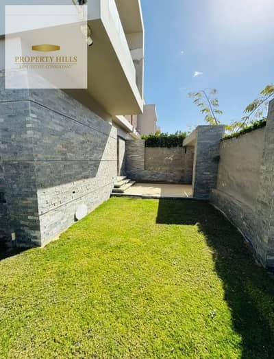 Villa for Sale – Price Reduced by 4 Million EGP in the Heart of New Cairo, near 90th Street, the American University, Mivida, and close to Hyde Park.