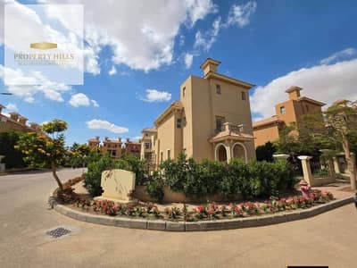 415 sqm Garden Villa overlooking the largest Central Park, prime deal directly on Al Amal Axis, facing Madinaty.