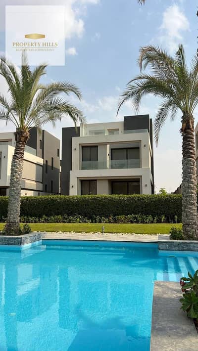 Last Twin House! Direct Pool View, Ready to Move In & View. La Vista, El Shorouk. Prime Location, Amazing Deal.