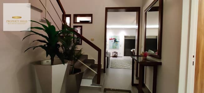 Lowest-priced 366m² twin house villa in Palm Hills (Fifth Settlement, New Cairo) – 4 bedrooms plus nanny's room.