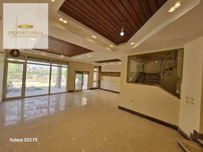 Fully finished corner townhouse villa for sale 265 m ready for viewing within hours in a prime location in New Cair.