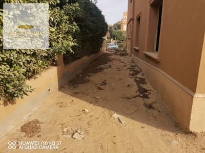 Last townhouse villa 170 m 3 bedrooms direct view of the lake and landscape with a down payment of 890,000 and installments over 10 years Last townhouse villa 170 m 3 bedrooms direct view of the lake and landscape with a down payment of 890,000 and installments over 10 years