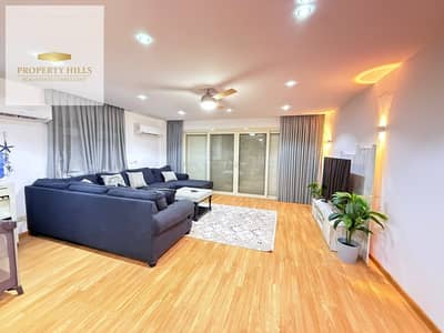 Fully furnished and finished standalone villa, 500 sq m, first row on the sea, at the lowest total price.