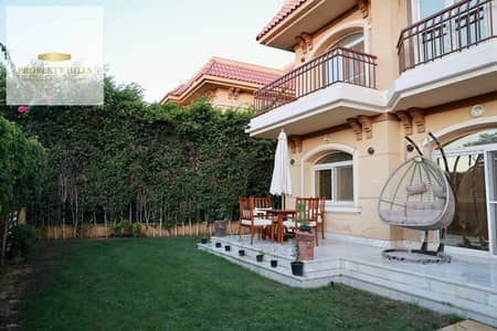 A standalone villa in Hyde Park, ready for immediate occupancy and viewing