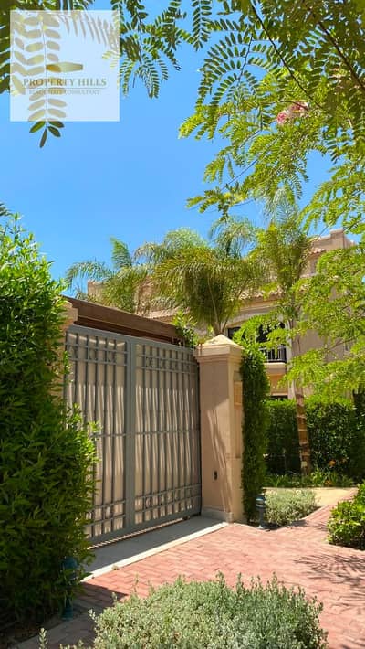 Twin house for sale in View Pool, 296 sq m, ready for viewing and immediate occupancy in the Ministers' Square compound, a villa-only development.